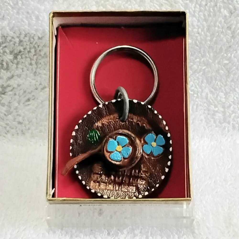 Vintage Mint 1 3/4" Mini Leather Sombraro & Keychain in Original Case by Guild!!